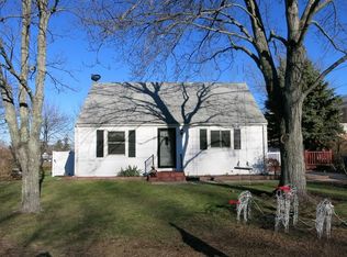 25 Pages Ct, Billerica, MA 01821