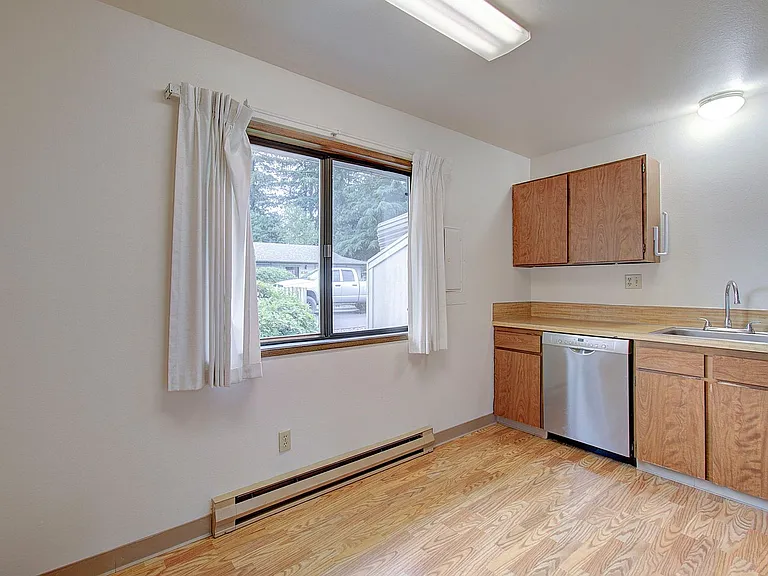 830-858 Washougal River Rd — Photo 10