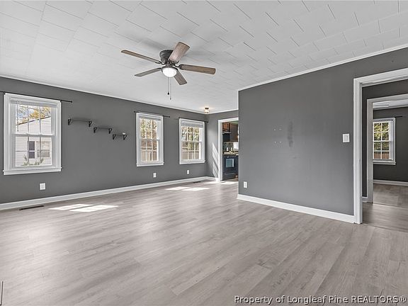 5th image of 402 Faison Ave