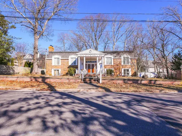 102 Morris Ave, Linwood, NJ 08221