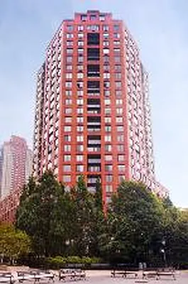 Rented by Corcoran | media 32