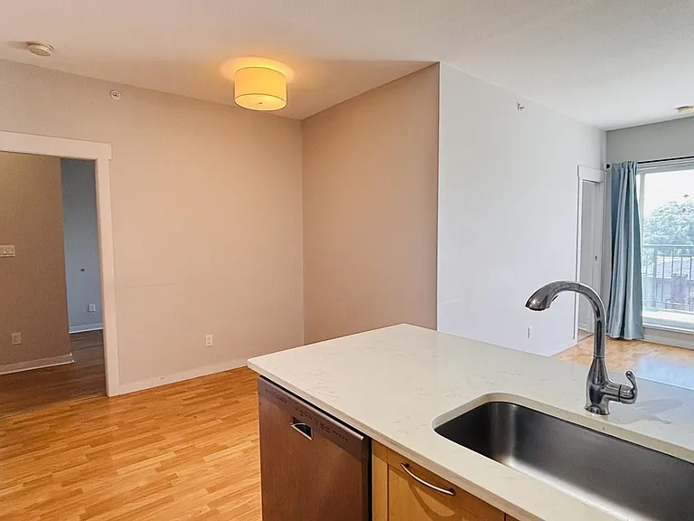 1503 W 65th Ave #Penthouse 13 — Photo 4