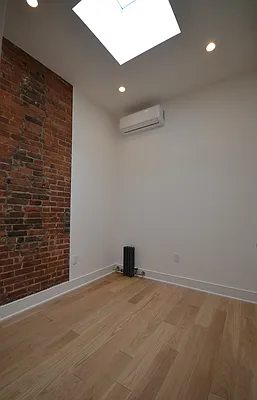 Rented by Bold New York | media 51