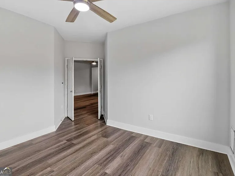 408 Cottonwood Cir — Photo 37