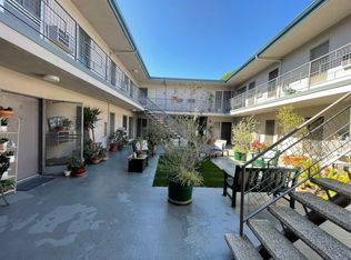1152-1154 Poinsettia Place, Los Angeles, CA 90046