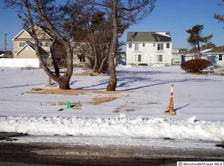 12 3rd Ave, Seaside Heights, NJ 08751