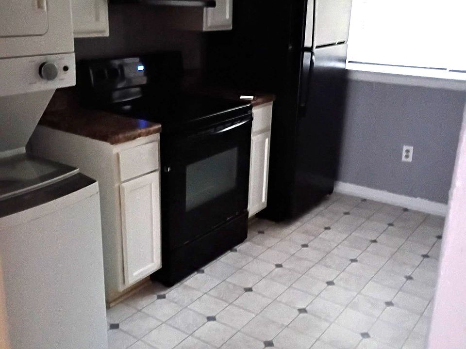 1st image of 106 Goodson Ave APT 1