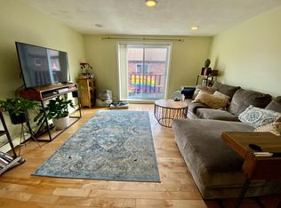 34 Westgate Rd APT 5, Chestnut Hill, MA 02467