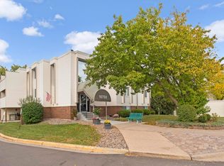 10750 Rockford Rd APT 213, Plymouth, MN 55442