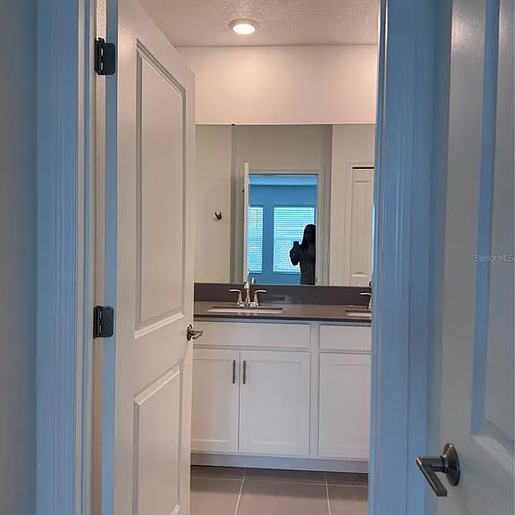 5653 Wood Bridge Pl — Photo 23