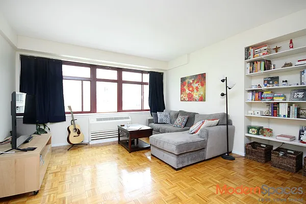Rented by Modern Spaces | media 9
