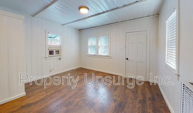 4808 Shasta Dam Blvd — Photo 1