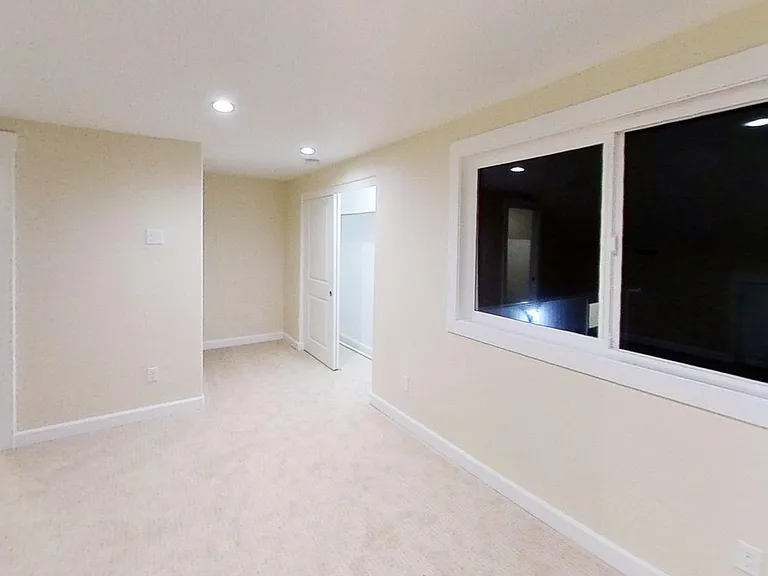 1722 NE Jackson School Rd — Photo 19