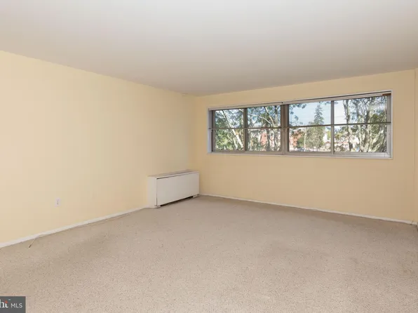 309 Florence Ave APT 329, Jenkintown, PA 19046