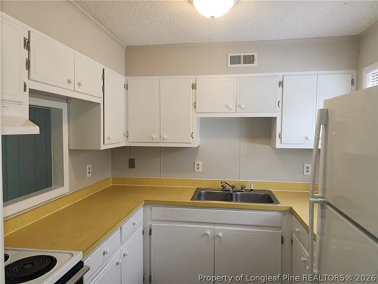 4009 E Shephard St #C — Photo 2