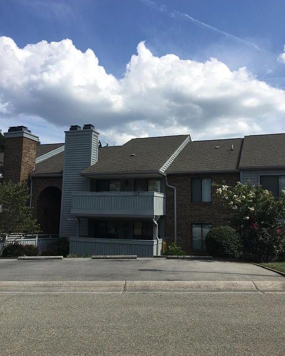 1st image of 2417 Barnside Ct #2417