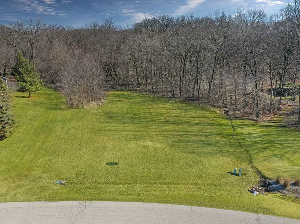 8805 N Rood Rd, Kingston, IL 60145