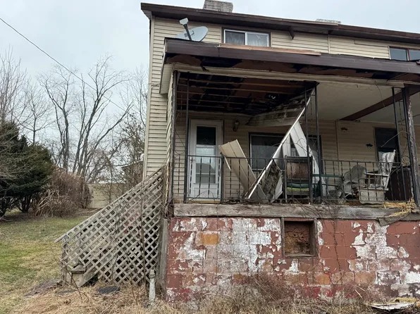 176 Oliver Rd #3, Uniontown, PA 15401