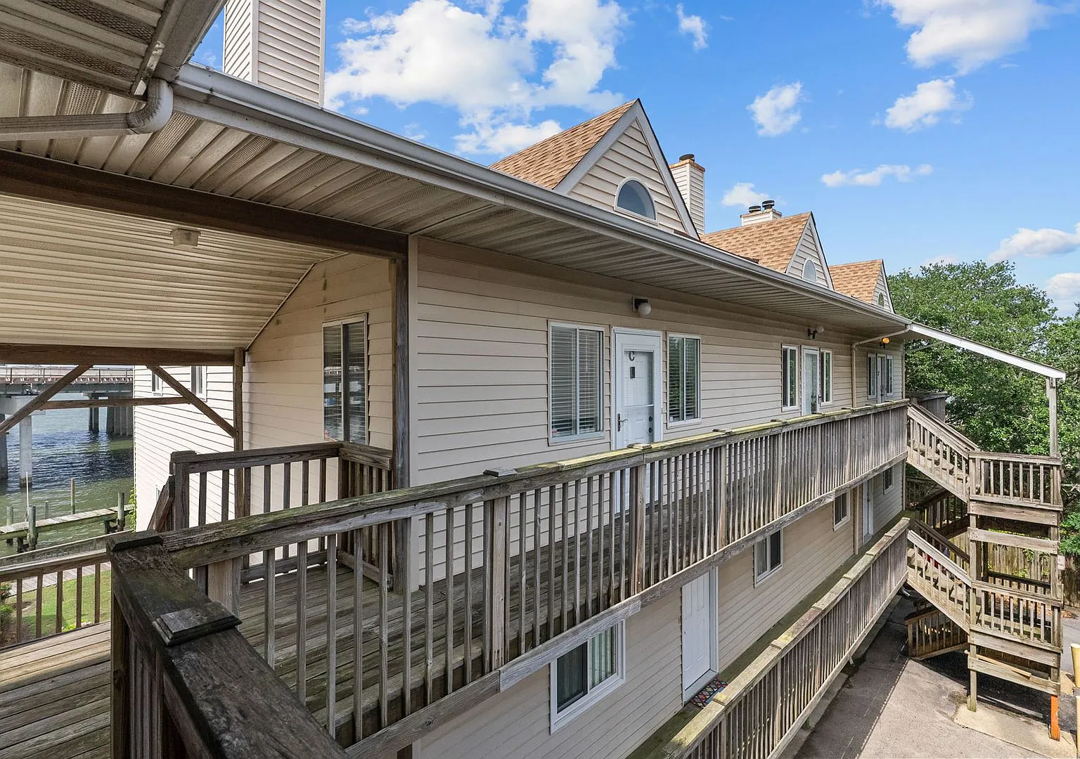 Beachfront 2BR/2BA Condo with Water Views in Norfolk Water Included — Photo 1