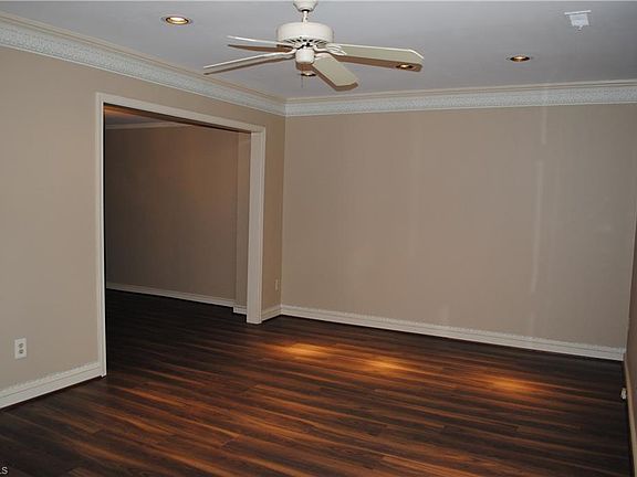 4th image of 5009 D Lawndale Dr