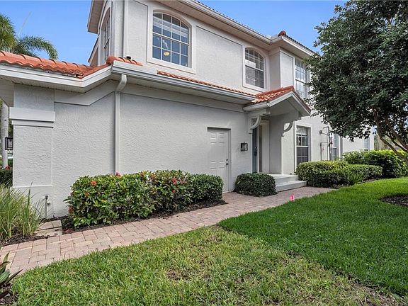 4th image of 2130 Arielle DR #301