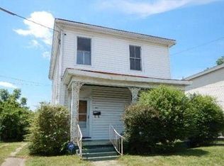 1192 Melville St, Petersburg, VA 23803