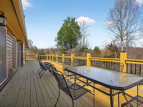 11th image of 138 Effie Allen Ln