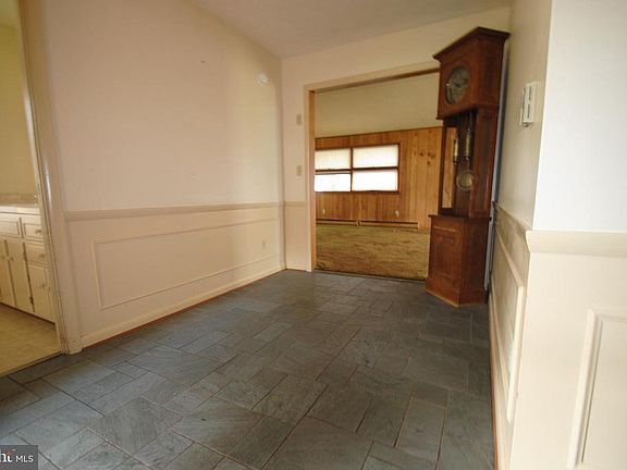 4th image of 11460 Pine Hill Dr