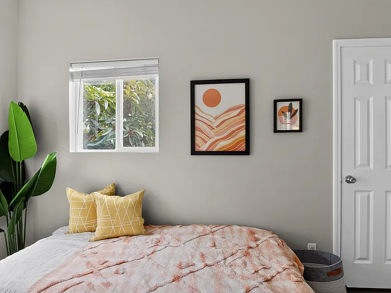 This is bedroom #3
It can come furnished with a bed (extra) or without.