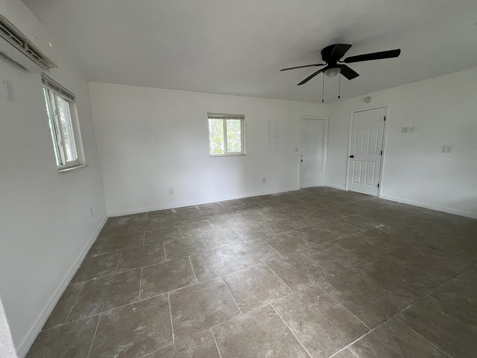 2290 South Palmetto Avenue - S1 — Photo 2