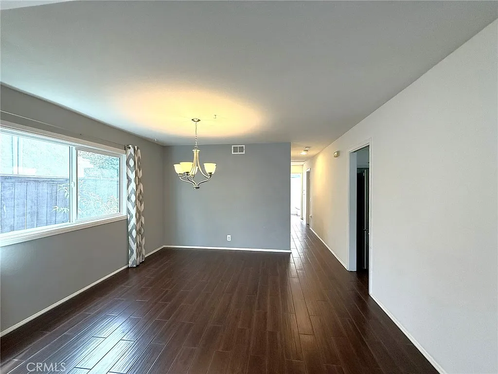 3 bed, 1556 sqft, $4,500 — Photo 4