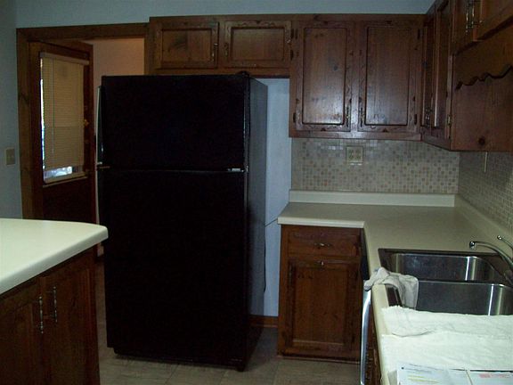 4th image of 2578 Lakemont Cir
