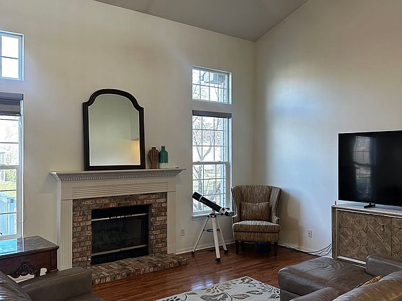 4th image of 13245 Garnet Blvd