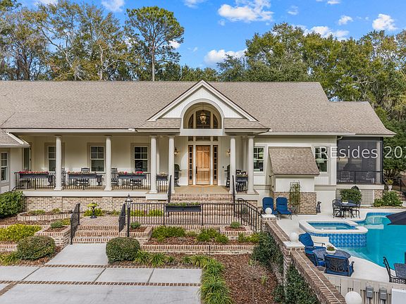 5th image of 14 Inverness Dr