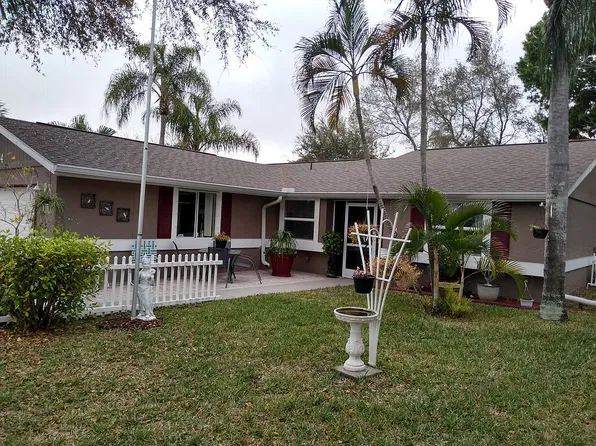 1024 SE 4th St, Cape Coral, FL 33990