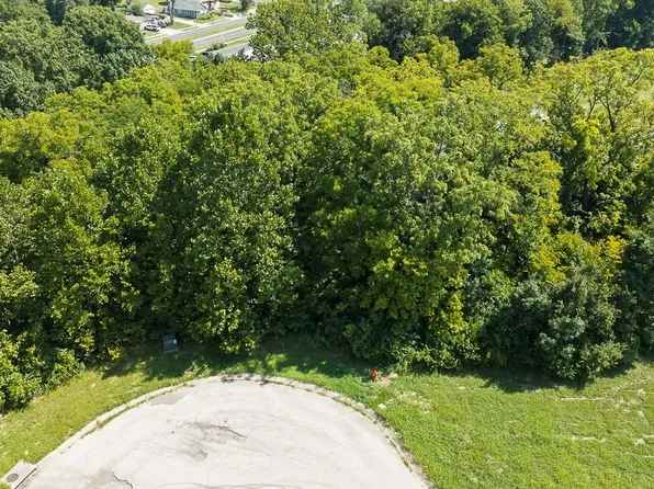 1927 N 78th Ter, Kansas City, KS 66112