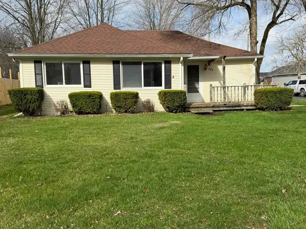 171 N 6th St, Marine City, MI 48039