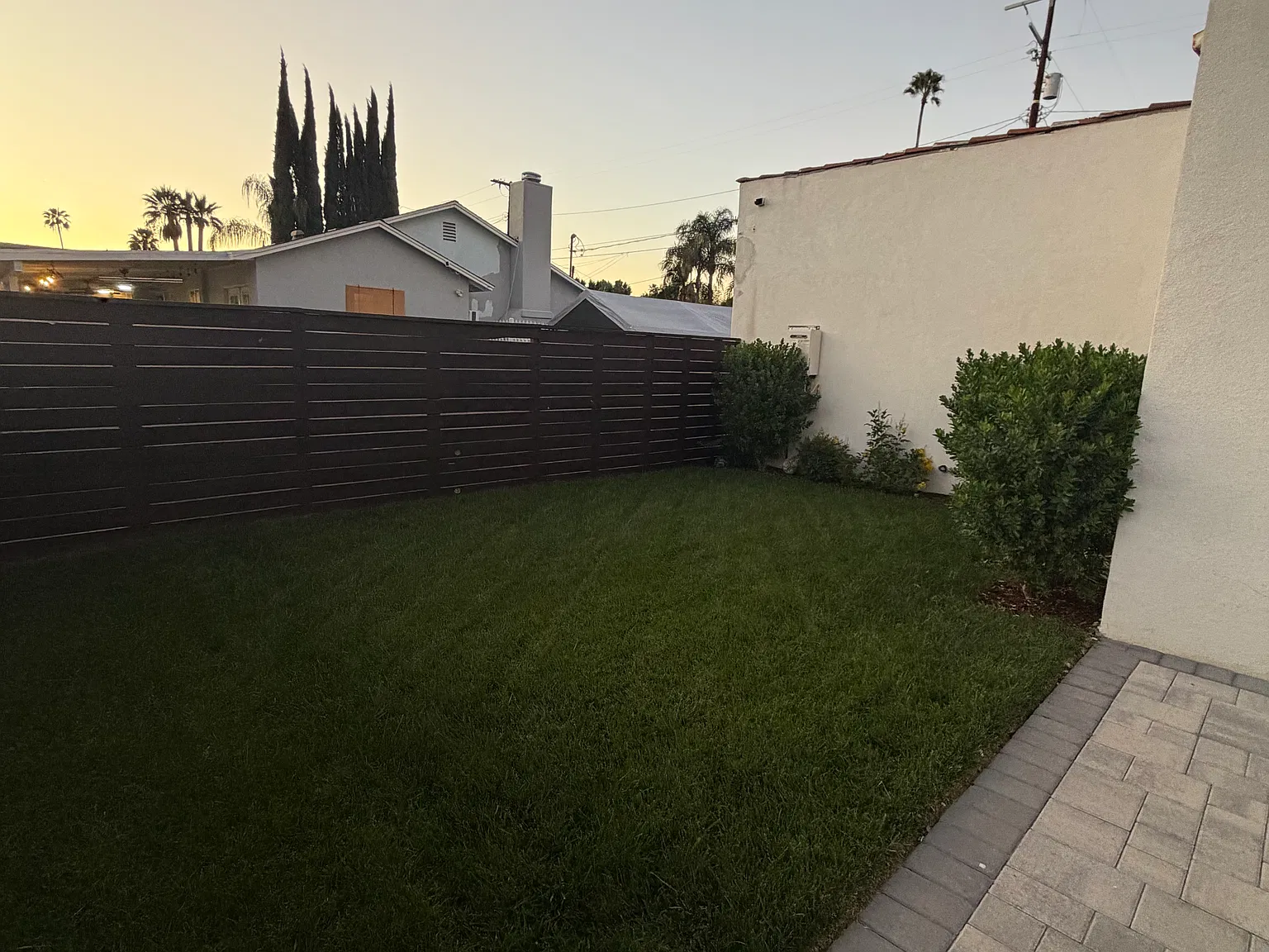 3 bed, 1280 sqft, $4,550 — Photo 4