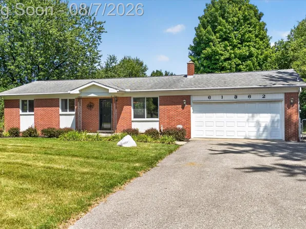 61362 Richfield St, South Lyon, MI 48178