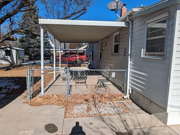 2328 N El Paso St — Photo 5