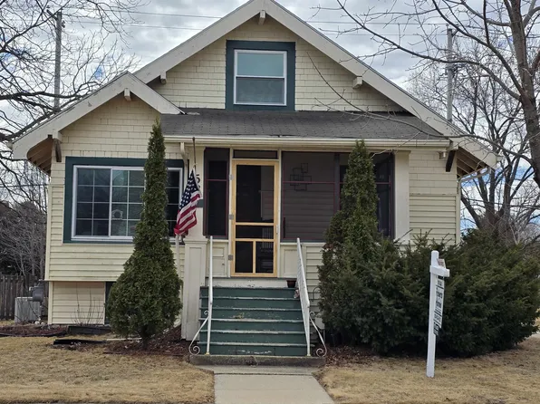 56 E 15th St, Fond Du Lac, WI 54935