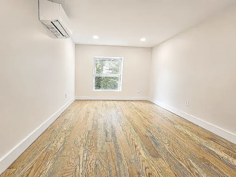 235 Lexington Ave #1-B — Photo 4