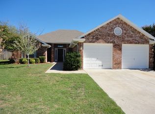 7312 Glen Dr, Watauga, TX 76148