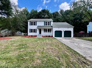 312 Tarneywood Dr, Chesapeake, VA 23320