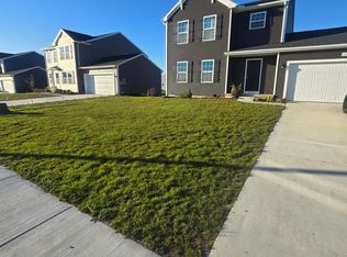 13891 Oasis Ave, Holland, MI 49424