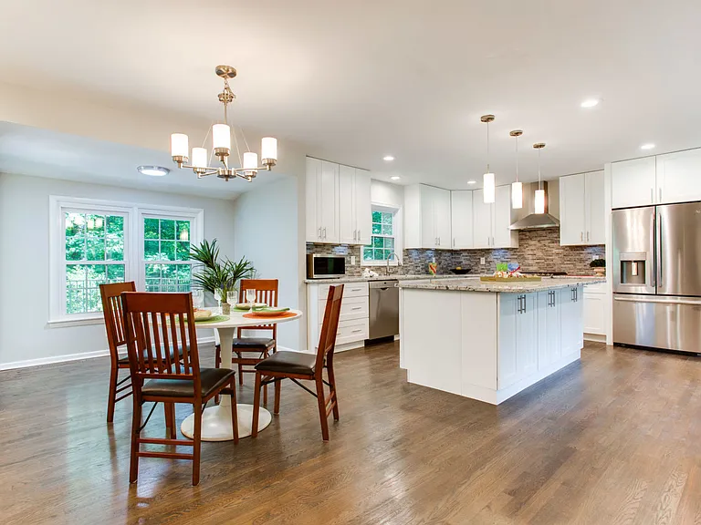 9112 Santayana Dr — Photo 12