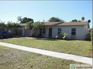 320 SW 80th Ave, North Lauderdale, FL 33068