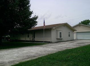 375 Price Cir #18, Spring City, TN 37381