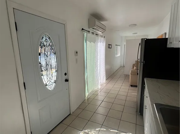 8561 Orion Ave, North Hills, CA 91343