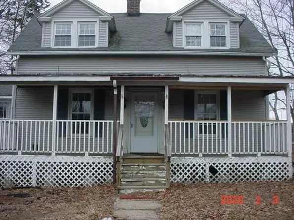 201 Southwick St, Feeding Hills, MA 01030